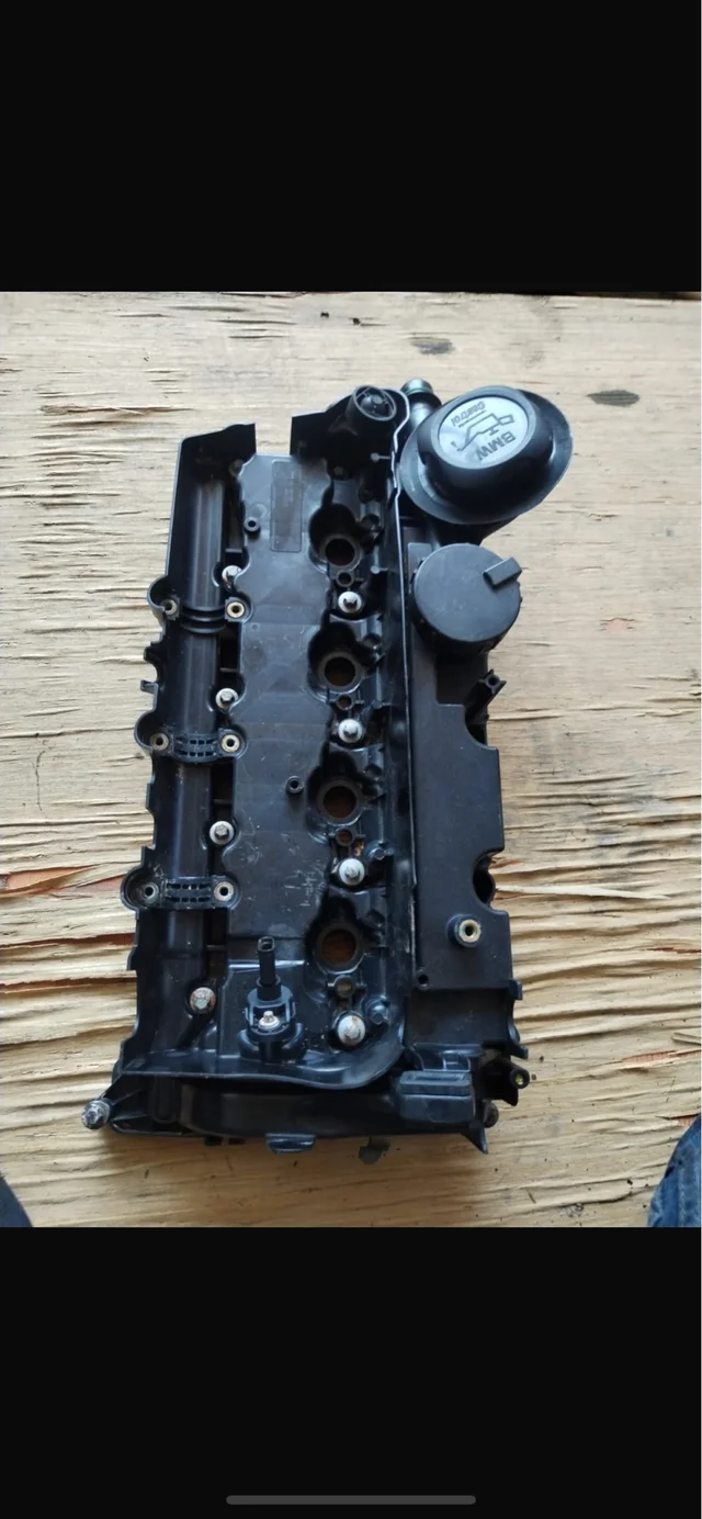 Recambio tapa de balancines BMW N47 Serie 1/3 año 2012